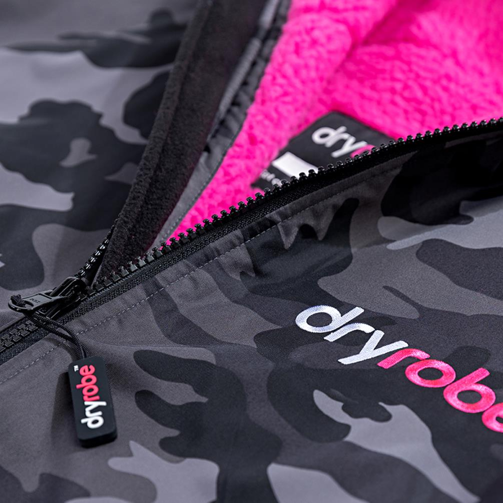 dryrobe Advance Long Sleeve Changing Robe - Black Camo / Pink Extra Image 4